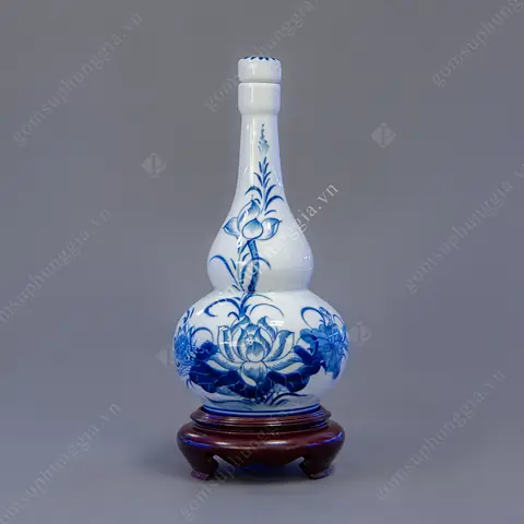 Đánh Giá Chi Tiết Nậm Rượu Cúng 500ml: Top 5 Thương Hiệu Được Ưa Chuộng Nhất Hiện Nay