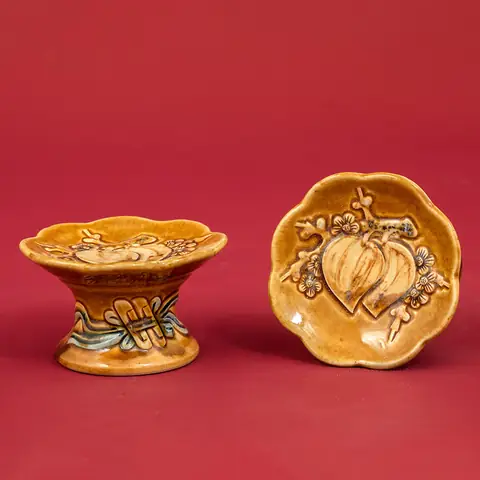 Nến Ly Thờ Cúng: Giải Pháp Nến Sáp Chuyên Dụng Cho Nhu Cầu Tâm Linh