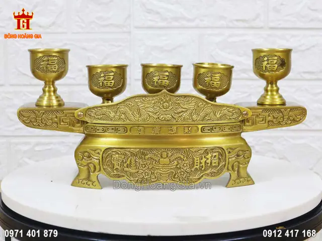 Ngai Đồng Thờ Cúng: Cẩm Nang Chọn Lựa, Ý Nghĩa Và Vị Trí Đặt Trên Bàn Thờ