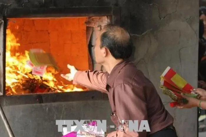 Tìm Hiểu Về Lễ Cúng Đốt Mã Vào Tháng 7 Năm 2026: Những Điều Cần Biết