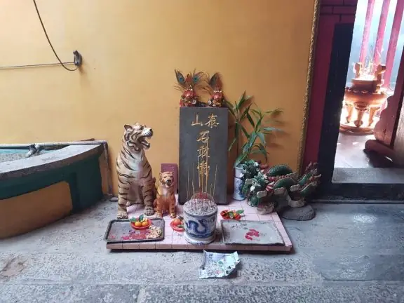 Tìm Hiểu Về Ngày Cúng Ông Hổ: Nguồn Gốc, Ý Nghĩa Và Cách Thức Thực Hiện