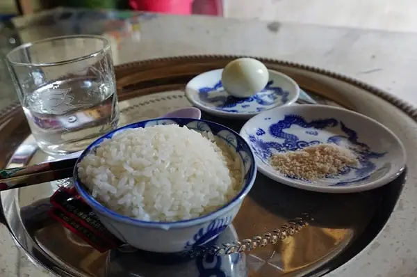 Ý Nghĩa Bát Cơm Quả Trứng Trong Văn Khó Việt Nam: Nguồn Gốc, Giải Thích Và Những Điều Cần Biết