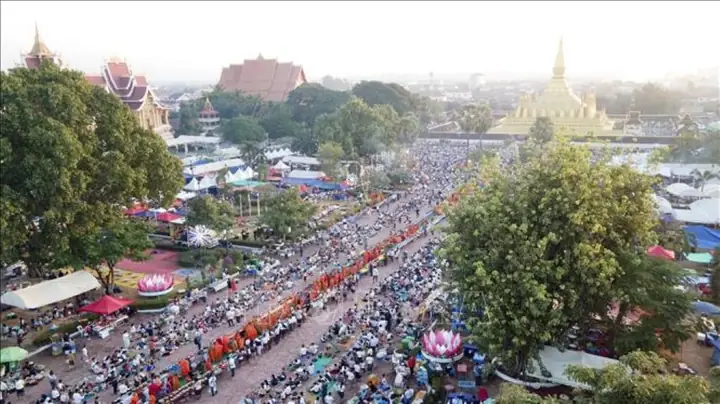 Ý Nghĩa Lễ Cúng Dường Trong Đạo Phật: Những Điều Cần Biết