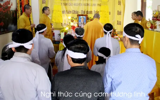 Nghi Thức Cúng Linh Ở Huế: Cẩm Nang Chi Tiết Về Văn Hóa Tâm Linh Cố Đô