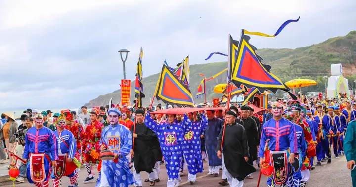 Tận Thấy Nghi Thức Rước Thần Nam Hải Nhập Điện Tại Làng Chài Ở ...