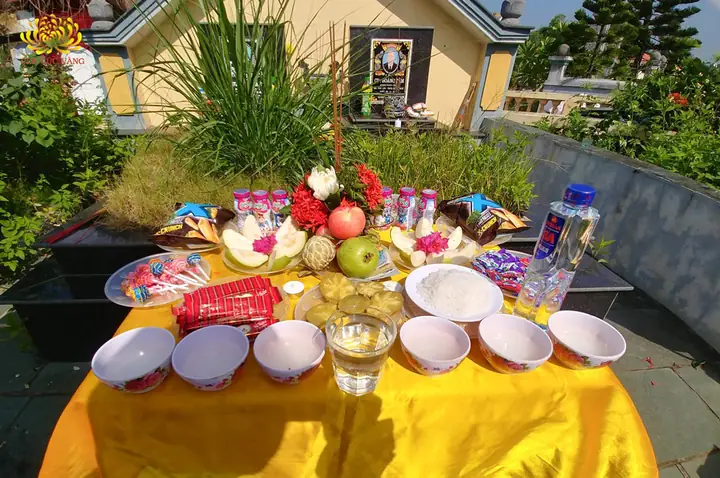 Cẩm Nang Cúng Rằm Tháng 7: Hướng Dẫn Chi Tiết Từ Mâm Cơm Đến Bài Văn Khấn Chuẩn Nghi Thức