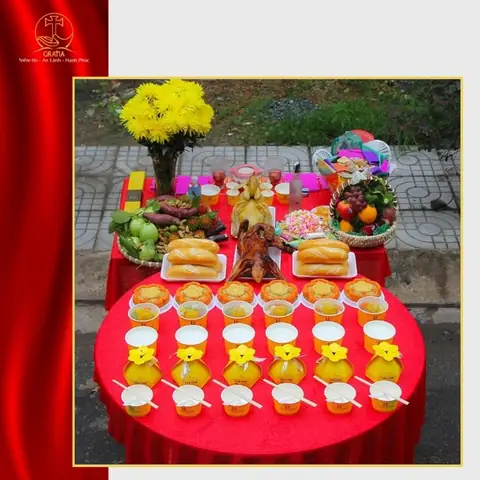 Người Công Giáo Có Được Ăn Đồ Cúng Không? Giải Đáp Chi Tiết Từ Giáo Lý