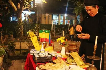 Nguồn Gốc Và Ý Nghĩa Của Lễ Cúng Giao Thừa: Giải Đáp Chi Tiết