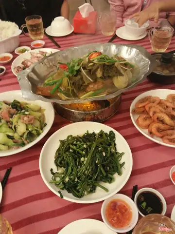 Review Chi Tiết Nhà Hàng Cội Nguồn Đà Nẵng: Không Gian Sang Trọng & Ấm Cúng Đáng Thử?