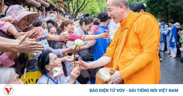 Tổng Quan Về Nhạc Chế Cúng Dường Chùa Ba Vàng