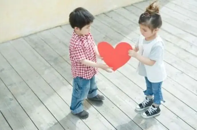 Những Ai Thì Được Cúng Dường? Quy Tắc, Ý Nghĩa Và Các Mâm Cỗ Cúng