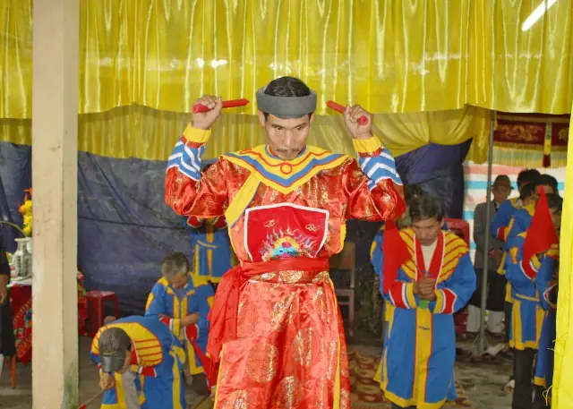 Những Tục Thờ Cúng Sau Đám Tang Của Người Huế