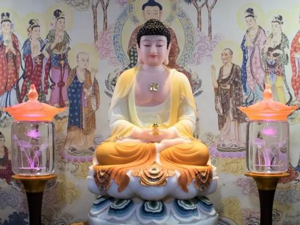 Khi Nào Thì Niệm A Di Đà Phật 4 Chữ?