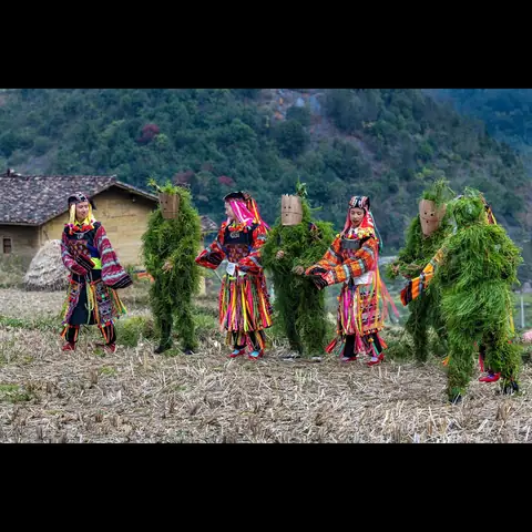 Ý Nghĩa Của Việc Niệm Cúng Tổ Tiên Trong Đời Sống Tâm Linh Người Việt