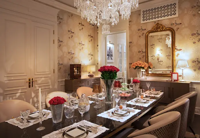 Cẩm Nang Thiết Kế Phòng Ăn Ấm Cúng: Từ Phong Cách Modern Classic Đến Những Mẹo Trang Trí Tinh Tế