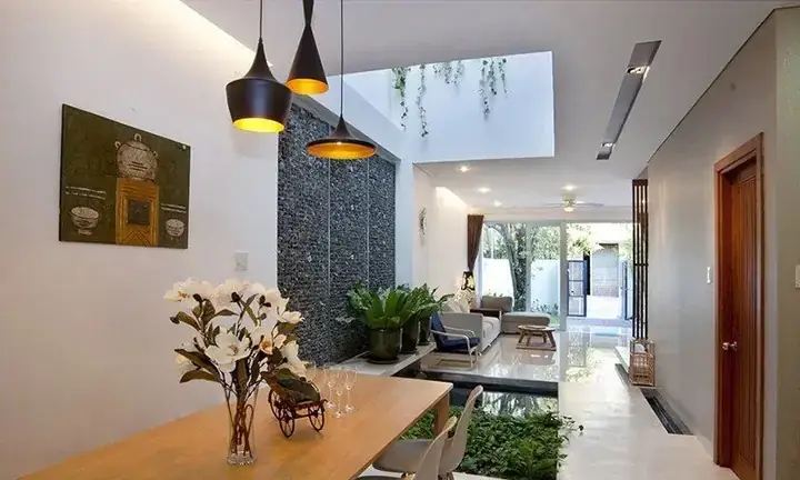 10+ Mẫu Thiết Kế Phòng Ăn Ấm Cúng Cạnh Giếng Trời Cho Nhà Ống, Nhà Phố
