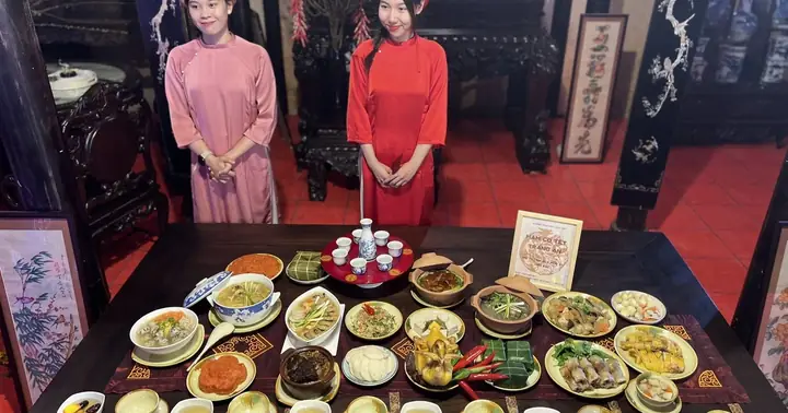 Cẩm Nang Phong Thủy Cúng Giao Thừa: Giải Đáp Tranh Cãi & Thực Hành Đúng