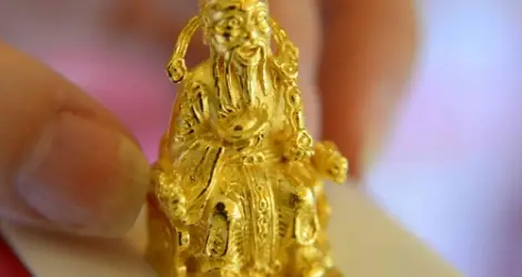 Phong Tục Cúng Vía Thần Tài: Nguồn Gốc, Ý Nghĩa Và Hướng Dẫn Chi Tiết