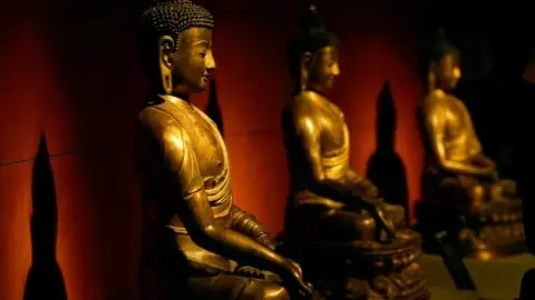 Phước Báu Cúng Dường Tam Bảo: Giá Trị Vượt Trội Trong Đời Sống Tâm Linh