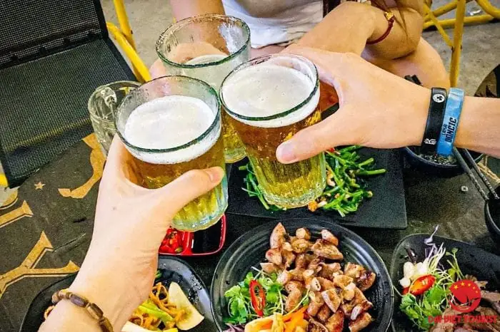 Top 10 Quán Nhậu Ấm Cúng Đà Nẵng: Review Chi Tiết & Không Gian Lý Tưởng