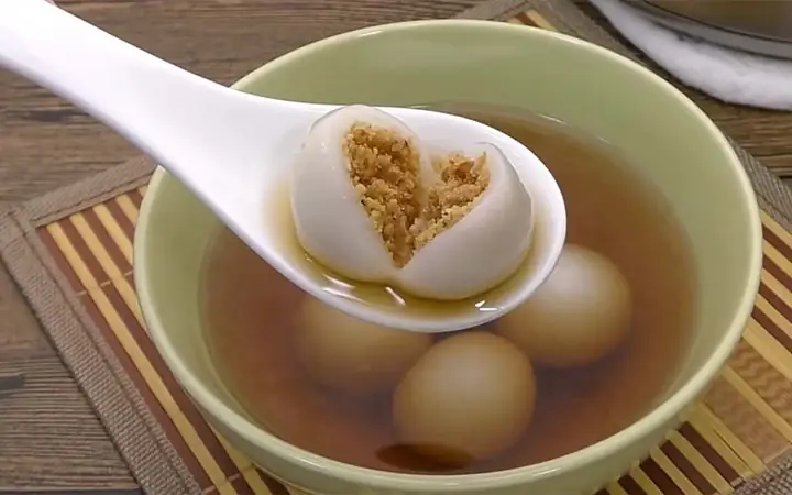 Cẩm Nang Toàn Tập: Rằm Tháng 7 Nên Cúng Chè Gì Và Các Món Xôi Dâng Cúng Ý Nghĩa