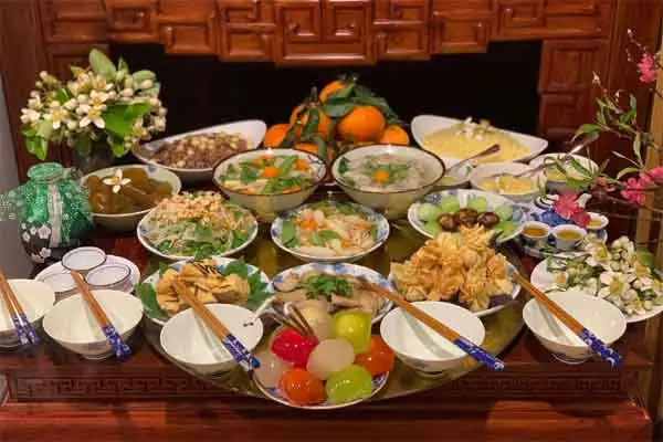 Cẩm Nang Chuẩn Bị Mâm Cúng Rằm Tháng Giêng: Nên Cúng Chay Hay Mặn Và Các Lễ Vật Quan Trọng