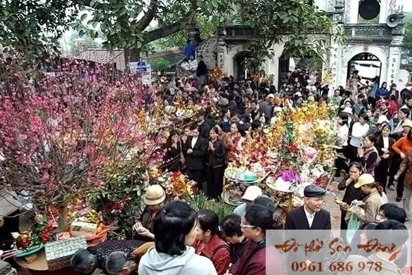 Cẩm Nang Chi Tiết Về Ông Hoàng Bảy Và Nghi Thức Cúng Tiến Chuẩn Xác