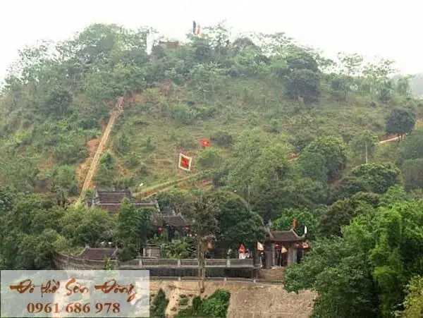 Cẩm Nang Chi Tiết Về Ông Hoàng Bảy Và Nghi Thức Cúng Tiến Chuẩn Xác