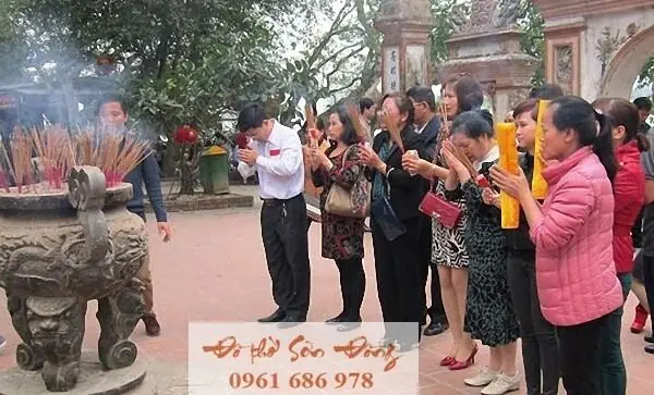 Cẩm Nang Chi Tiết Về Ông Hoàng Bảy Và Nghi Thức Cúng Tiến Chuẩn Xác