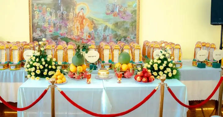 Cẩm Nang Chuẩn Bị Mâm Lễ Cúng Sửa Mộ: Những Lưu Ý Quan Trọng Về Nghi Thức Và Vật Phẩm