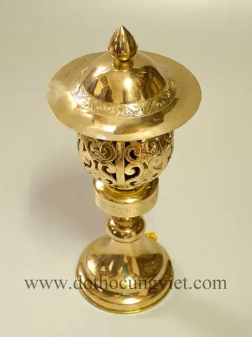 Bật Mí 5 Tiêu Chí Vàng Chọn Mua Đèn Thờ Bằng Đồng Chất Lượng, Bền Đẹp