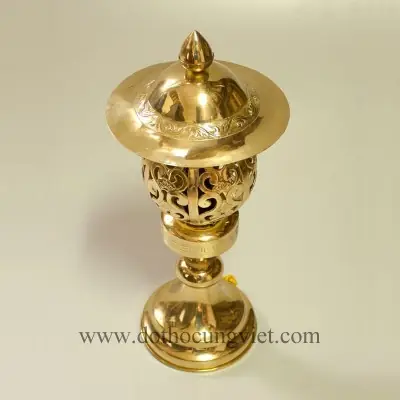Bật Mí 5 Tiêu Chí Vàng Chọn Mua Đèn Thờ Bằng Đồng Chất Lượng, Bền Đẹp