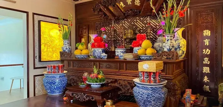 Cẩm Nang Sắp Xếp Bàn Cúng Rằm Chuẩn Phong Tục Cho Người Hiện Đại