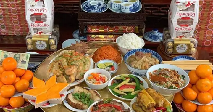 Sính Ngoại Trong Thờ Cúng: Vấn Đề Văn Hóa Hay Xu Hướng Tất Yếu?