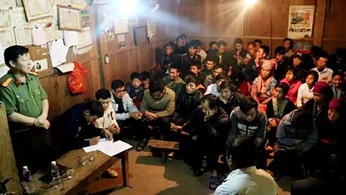 Tà Đạo Sư Thầy Người Mỹ Lễ Cúng: Phân Tích Góc Nhìn Văn Hoá Và Tâm Linh