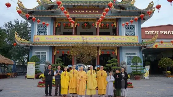 Tác Bạch Cúng Dường Thập Tự: Nguồn Gốc, Ý Nghĩa Và Các Bước Thực Hành Đúng