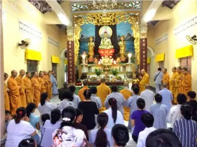 Tác Bạch Cúng Dường Trường Hạ Mới Nhất: Văn Khấn, Chi Phí Và Quy Trình Chuẩn