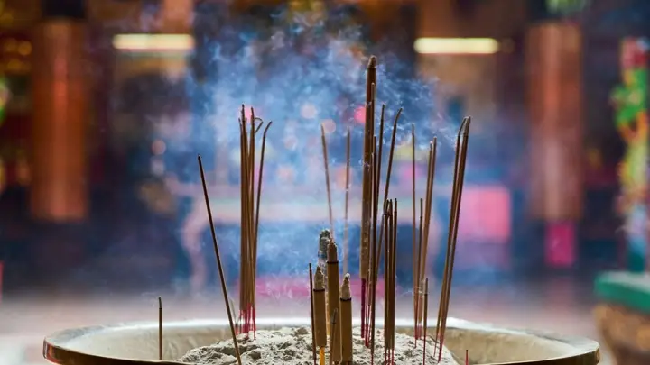 Tại Sao Cơ Đốc Nhân Không Ăn Đồ Cúng?