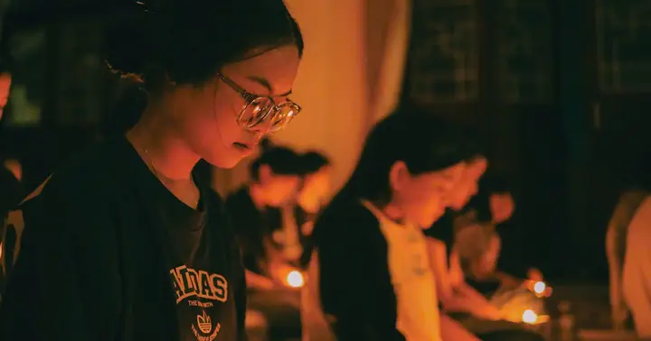 Tại Sao Cúng Dường Chùa Tốt Hơn Làm Từ Thiện