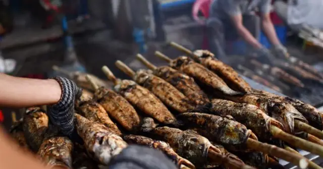 Tại Sao Lại Cúng Tôm Càng Và Trưng Luộc