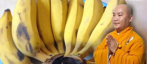 Tại Sao Người Chết Lại Cúng Chuối Xanh?