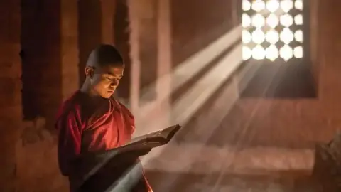 Ý Nghĩa Cốt Lõi Của Việc Thờ Cúng Trong Văn Hóa Dân Tộc Và Đạo Đức Phật Giáo