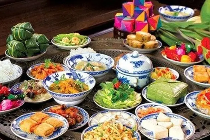 Tết Nguyên Đán Cúng Gì Để Cả Năm May Mắn? Hướng Dẫn Chi Tiết Từ A-z