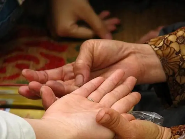 Thầy Cúng Ly Hôn Với Thầy Bói | Báo Pháp Luật Tp. Hồ Chí Minh