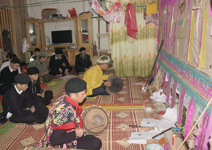 Lễ Cấp Sắc: Nghi Lễ Trưởng Thành Của Đàn Ông Dân Tộc Dao Tuyển