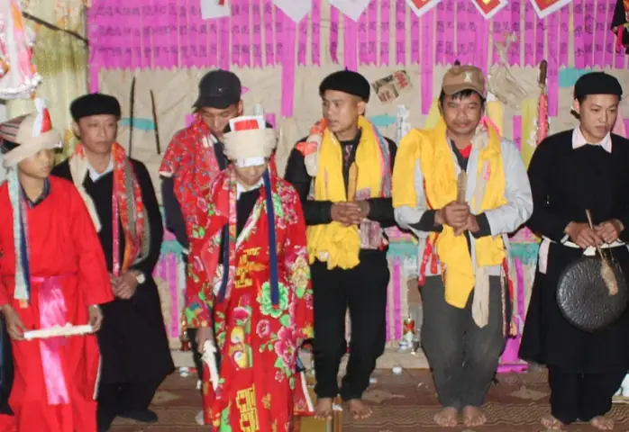 Thầy Cúng Cao Tay Ở Sài Gòn: Tìm Kiếm Người Phù Hợp Và Những Điều Cần Biết