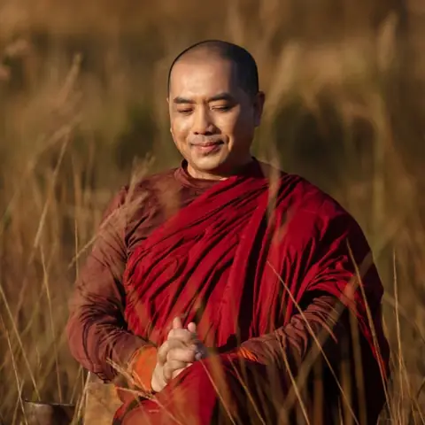 Thầy Cúng Nhảy Nhạc Phật: Phân Tích Góc Nhìn Văn Hóa, Tâm Linh Và Hiện Đại