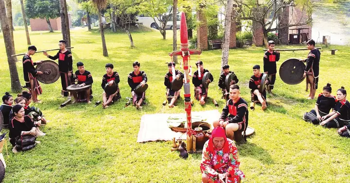 Thầy Lệ Trang Cúng Vong: Giải Đáp Thắc Mắc Về Vấn Đề Tâm Linh Phổ Biến