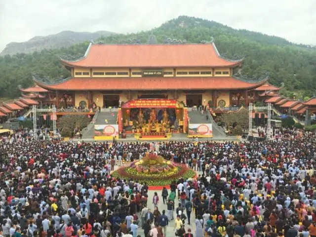 Thỉnh Vong Cúng Oan Gia Trái Chủ: Sự Thật Đằng Sau Hoạt Động Gây Tranh Cãi