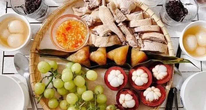 Tại Sao Người Miền Trung Có Tục Ăn Thịt Vịt Ngày Tết Đoan Ngọ?